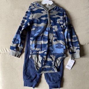 Hooded onesie with pants, navy camouflage new with tags NWT 24mo